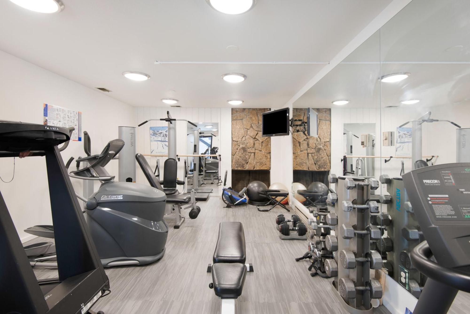 Chateau Roaring Fork Unit 25, Contemporary Condo With River Views, Close To Town Aspen Dış mekan fotoğraf